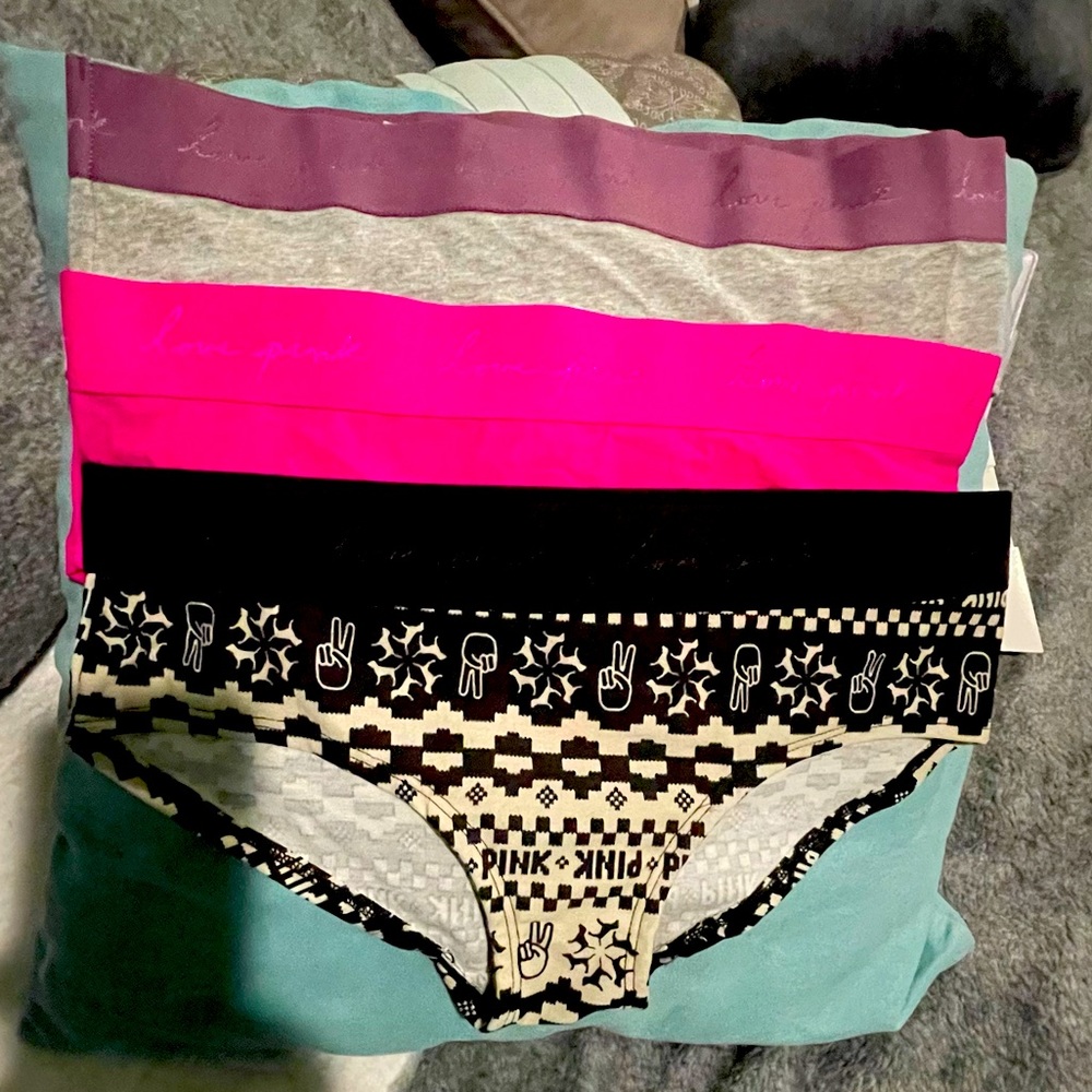 Pink and Victoria secret (M Size)Underwear Bundle NWT
